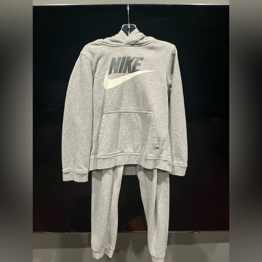 Nike Heather Gray Tracksuit